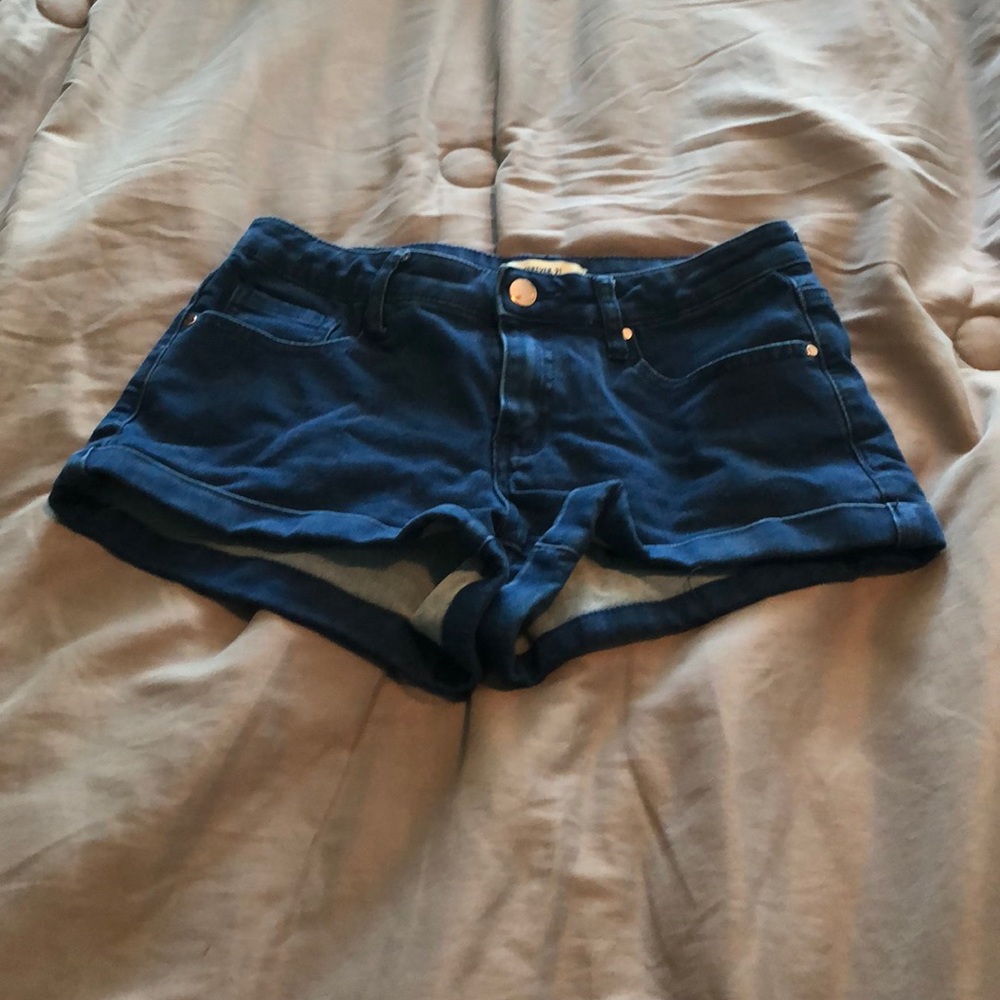 Short shorts
